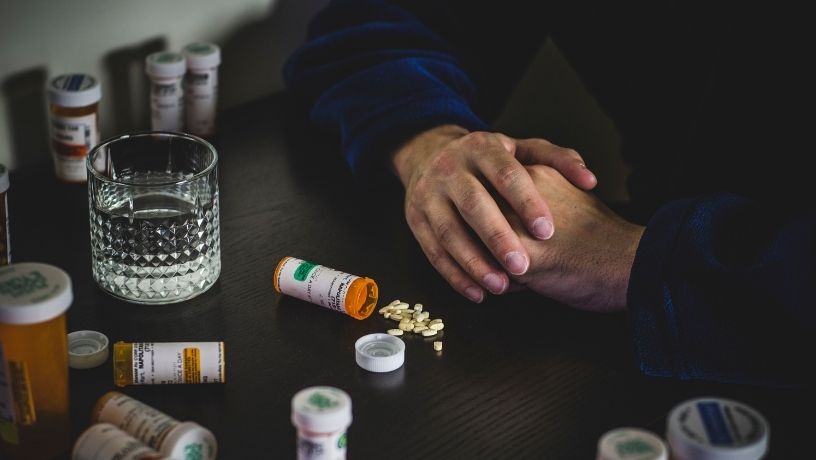 La salud mental necesita más que medicación: el papel imprescindible del trabajo social sanitario